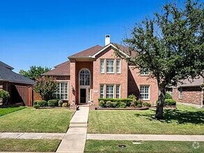 Building Photo - Beautiful 4 bedroom 3 bath home in a quiet...
