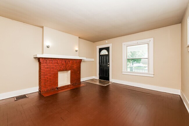 Building Photo - 509/511 E Northern Ave