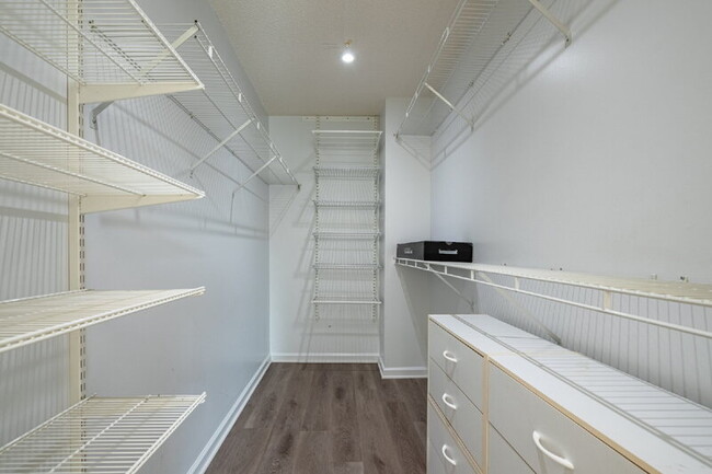 Building Photo - 11705 Bentham Ct