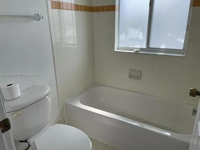 Building Photo - 5411 SW 41st St