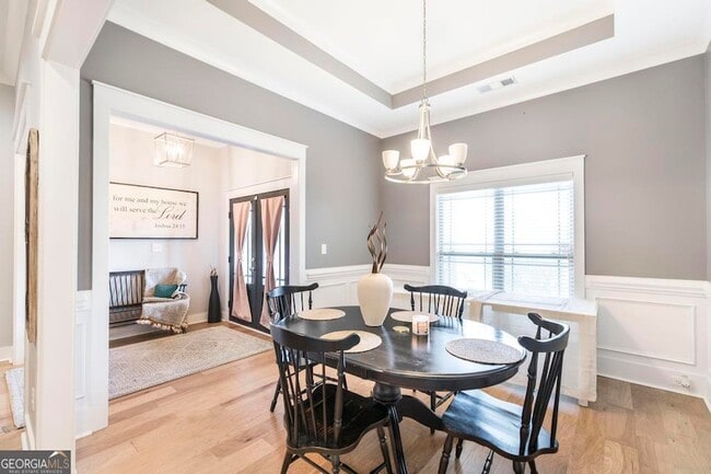 Building Photo - 306 Rustic Live Oak Trl
