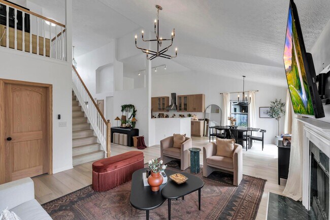 Building Photo - 2639 Berber St