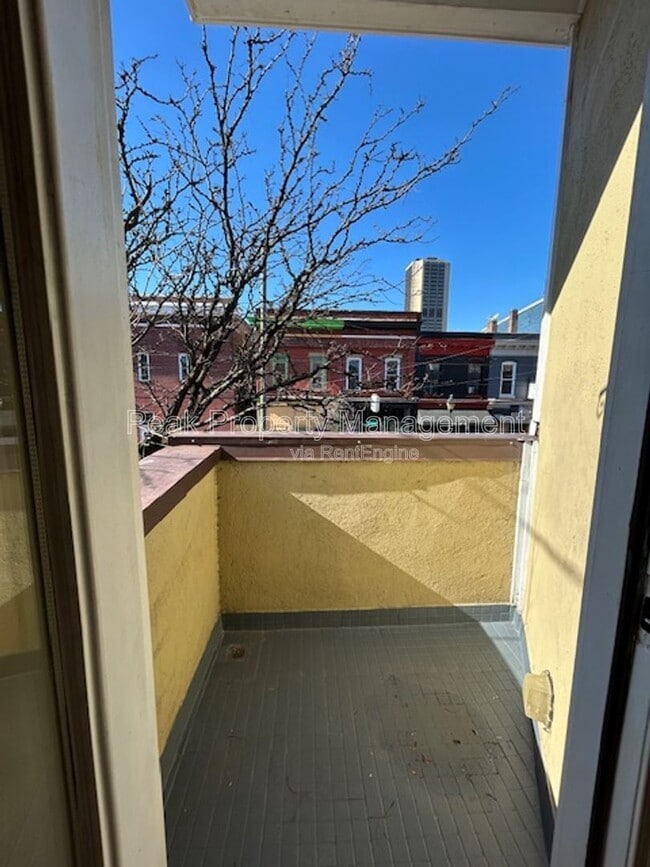 Building Photo - 3 N 18th St