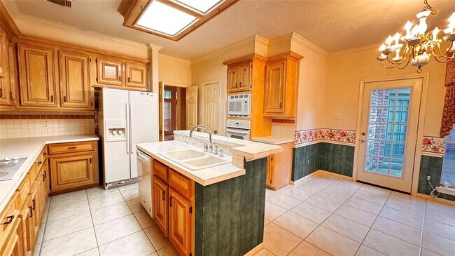 Building Photo - 4067 Heathersage Dr