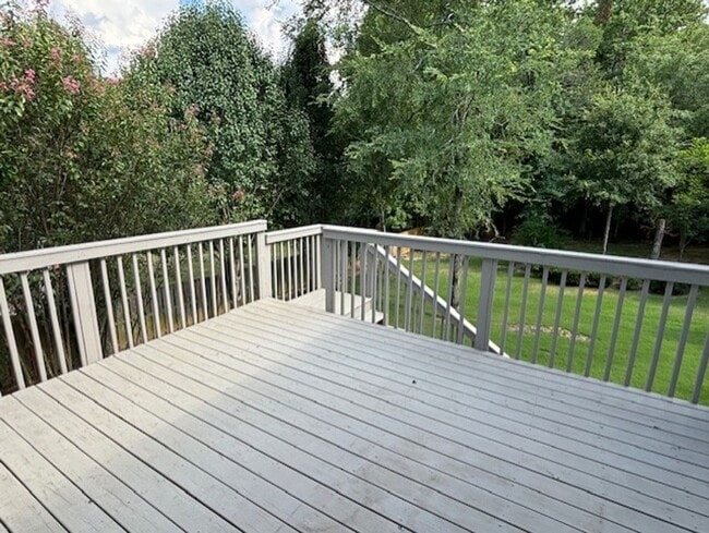 Building Photo - 1205 Sumter Landing Ln