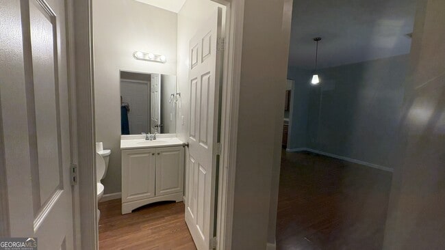Building Photo - 1454 Persimmon Trce