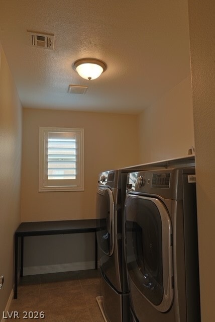 Building Photo - 531 Signal Peak St