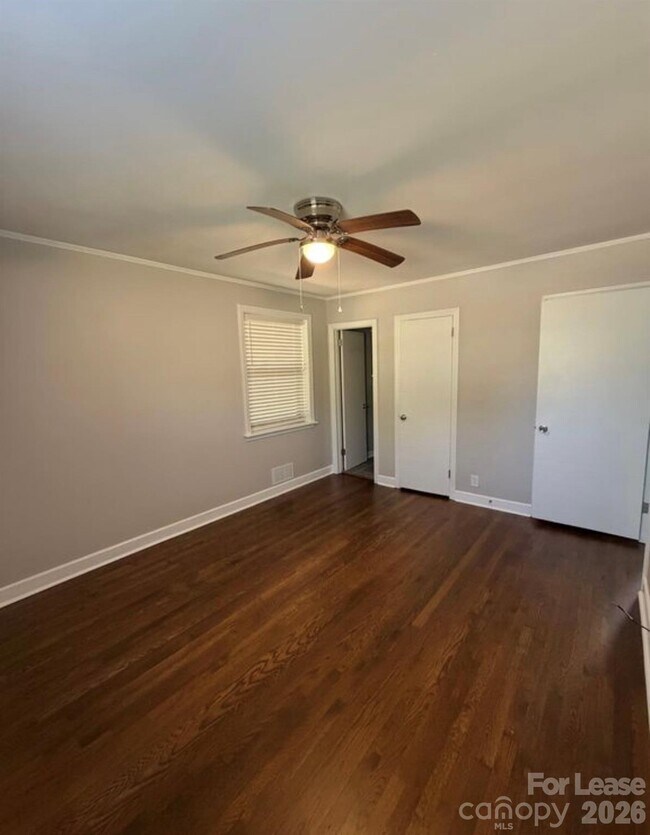 Building Photo - 4201 University Dr