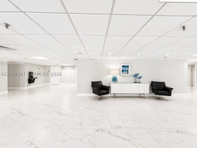 Building Photo - 3221 S Ocean Blvd