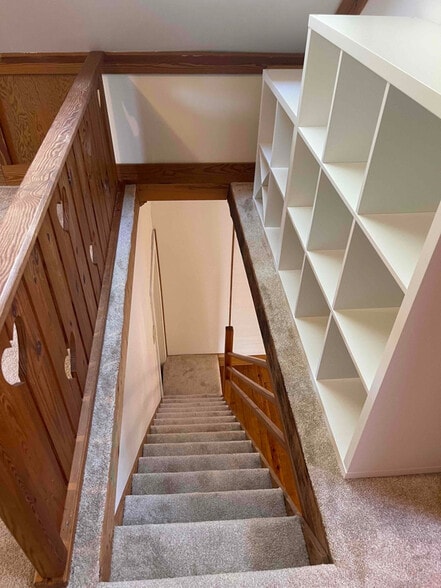 Building Photo - 162 Johnson St