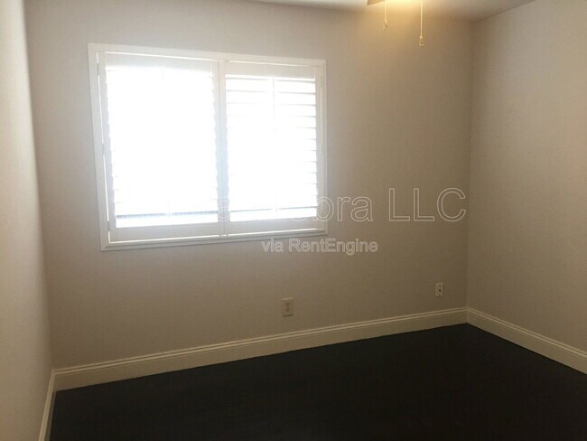 Building Photo - 3746 Pheasant Ct