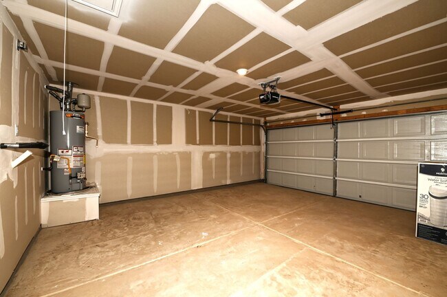 Building Photo - 13327 Whisper Rnch