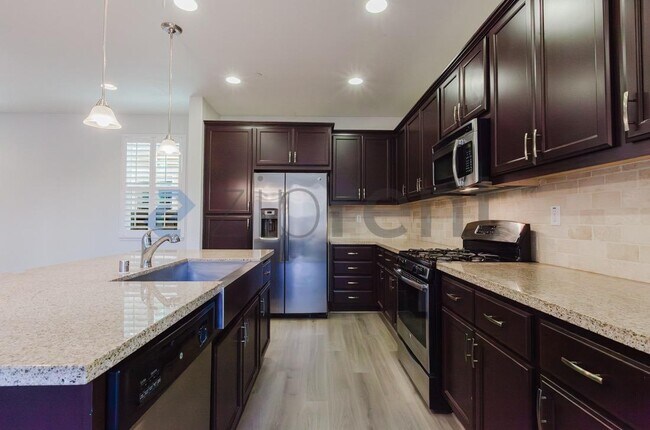 Building Photo - 873 Willow Bridge Dr