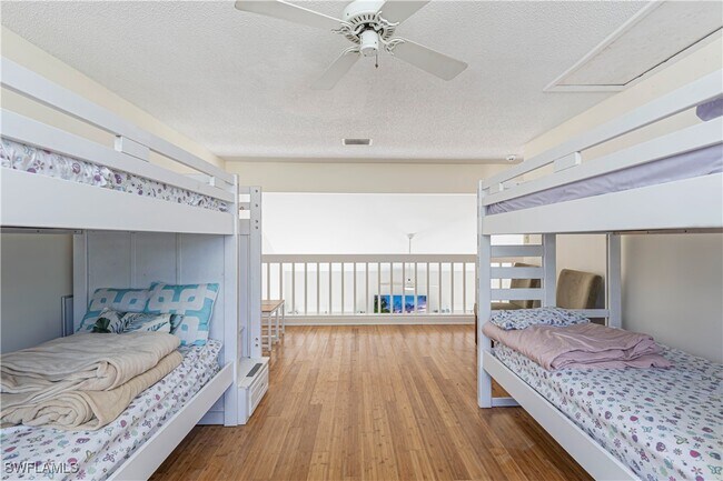 Building Photo - 870 Meadowland Dr