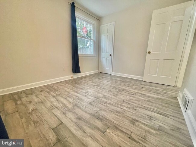 Building Photo - 8614 Ridge Rd