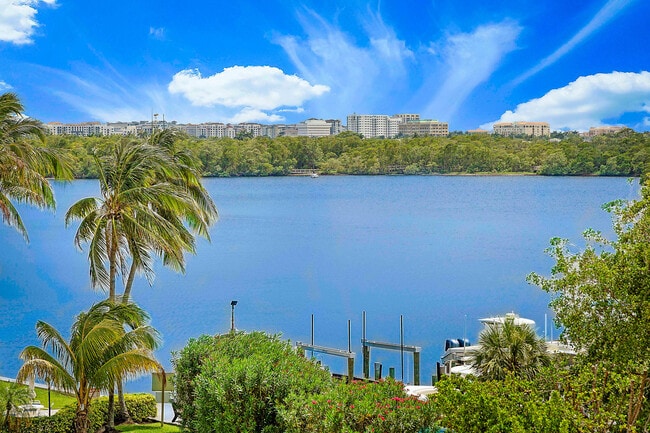 Building Photo - 2121 N Ocean Blvd