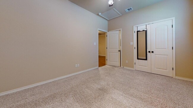 Building Photo - 140 Knox Dr