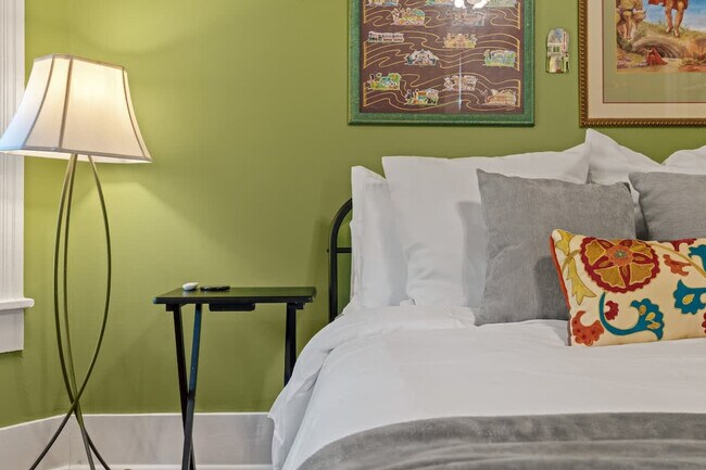 Building Photo - 509 Dabbs St