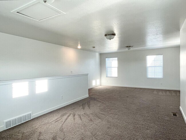 Building Photo - FIRST MONTH FREE!