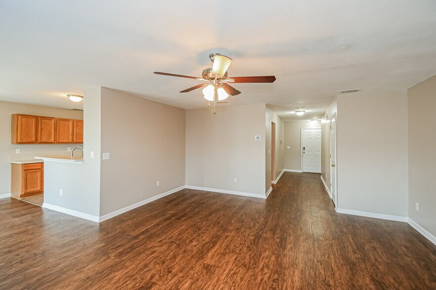 Building Photo - 1848 Pineta Cove Drive