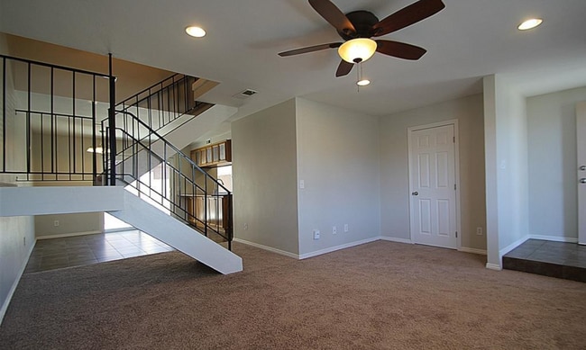 Building Photo - Spacious 3-Bedroom Townhome with Garage and Assigned Parking in San Ysidro