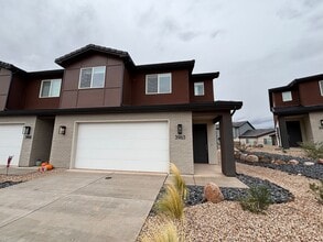 Building Photo - BRAND NEW END TOWNHOME FOR RENT!
