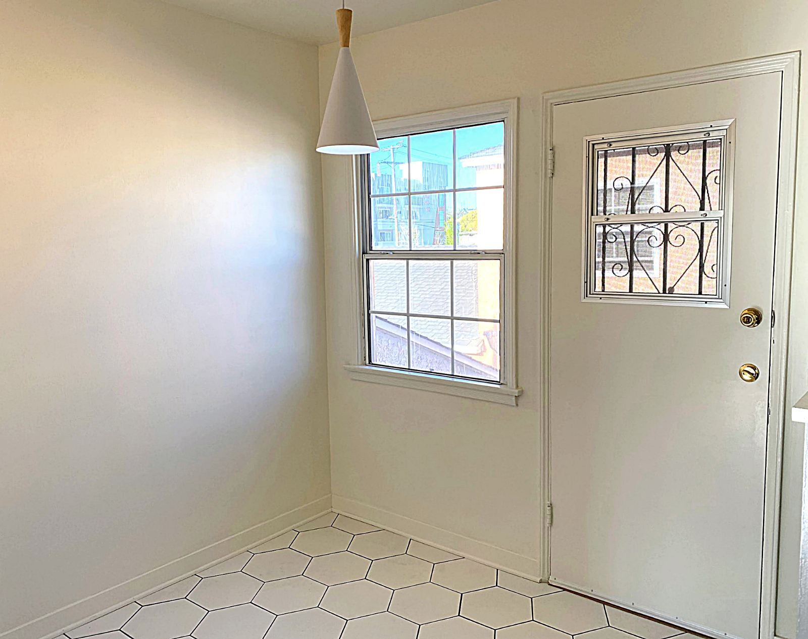 Building Photo - 4403 1/2 W Exposition Blvd