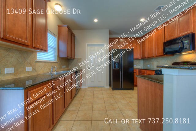 Building Photo - 13409 Sage Grouse Dr