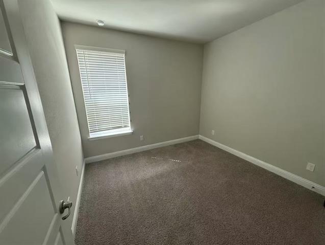 Building Photo - 1721 Swallow St