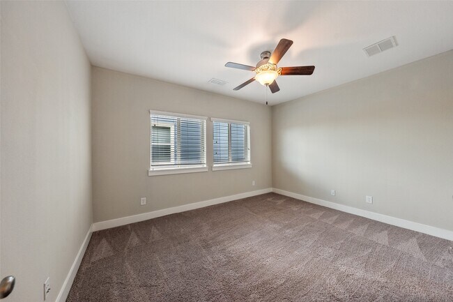 Building Photo - 16815 Osprey Bend Dr