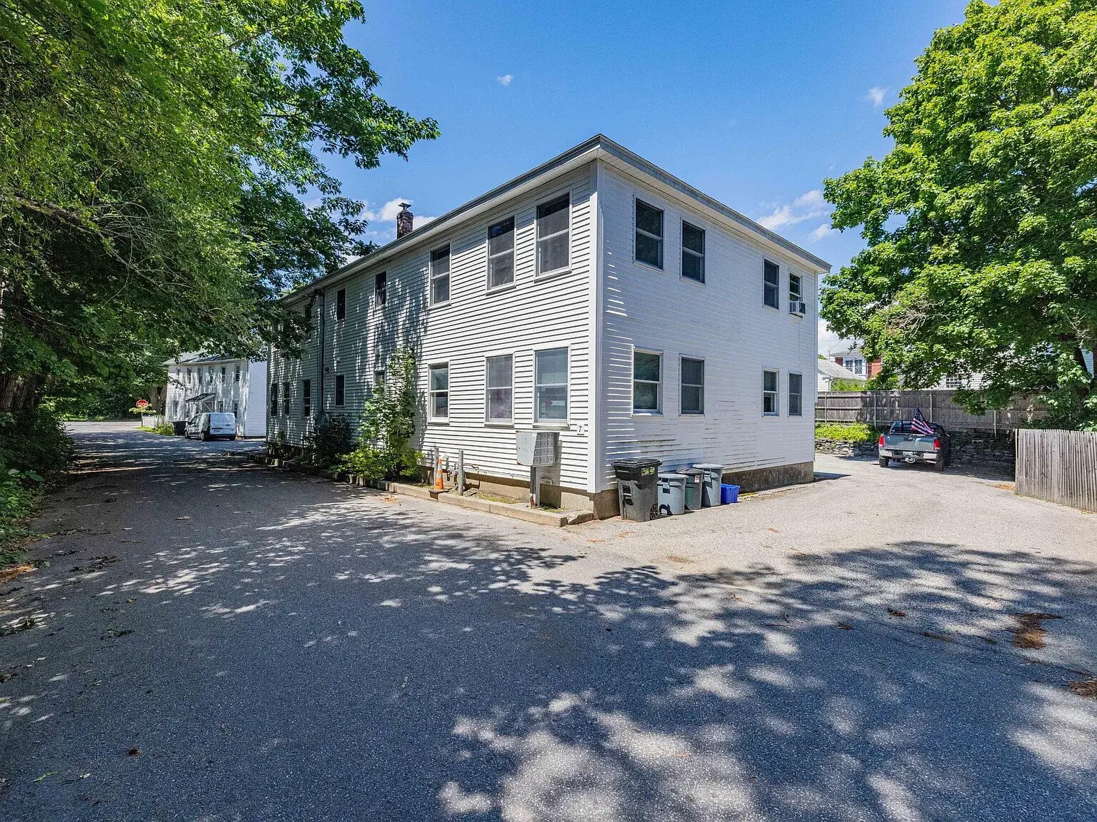 Building Photo - 7 Market Ln