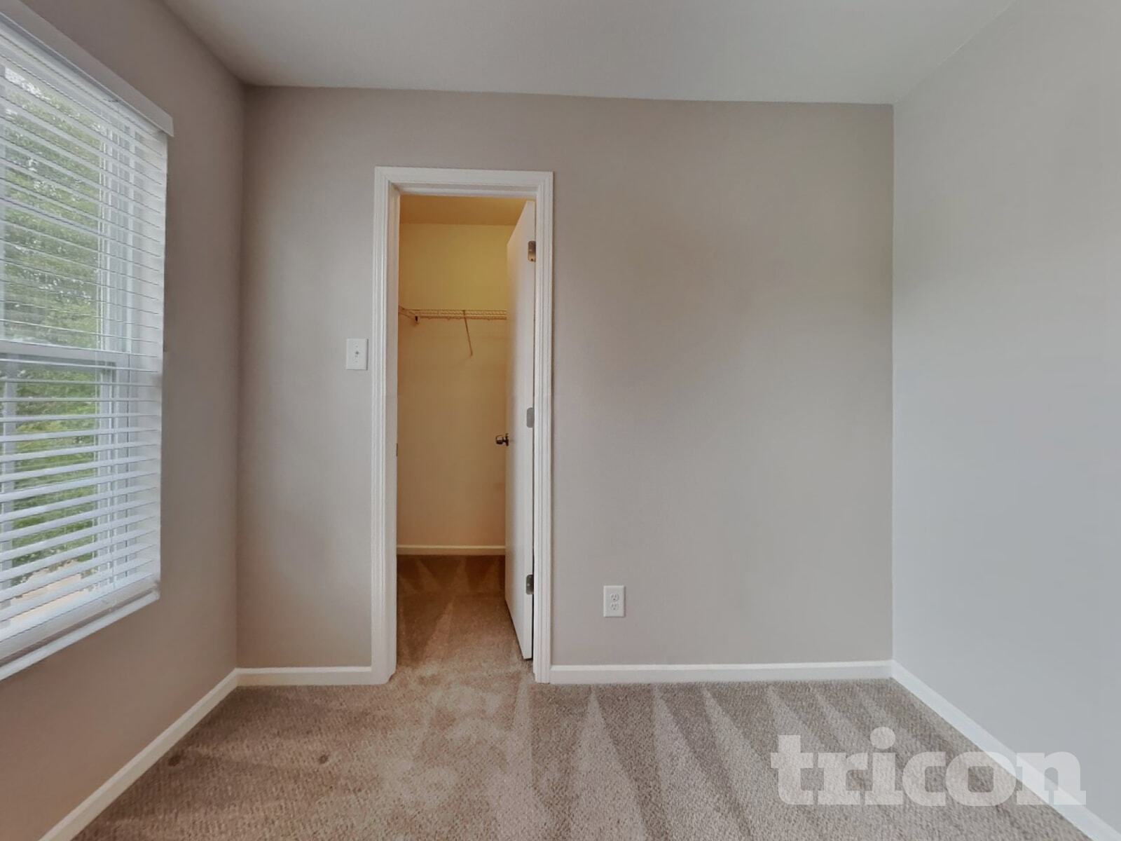 Building Photo - 843 Bitting Hall Cir