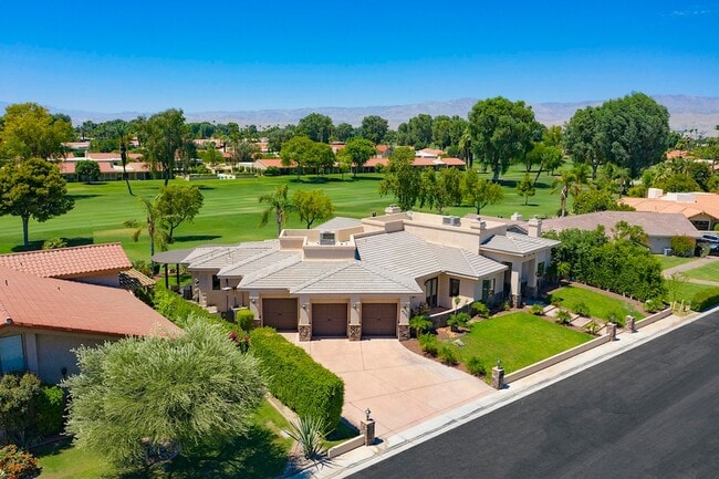 Building Photo - 43721 Chapelton Dr