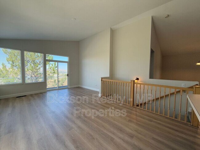 Building Photo - 4711 Bradford Ln