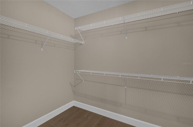 Building Photo - 1964 Burgundy Dr