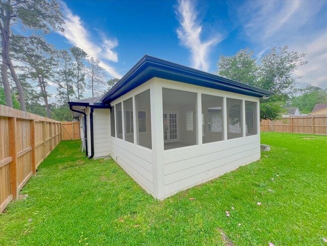Building Photo - 5203 Mossgrey Ln