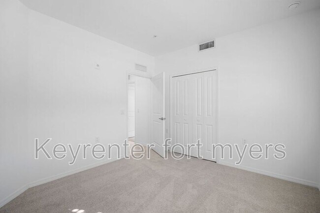 Building Photo - 18421 Copperhead Dr