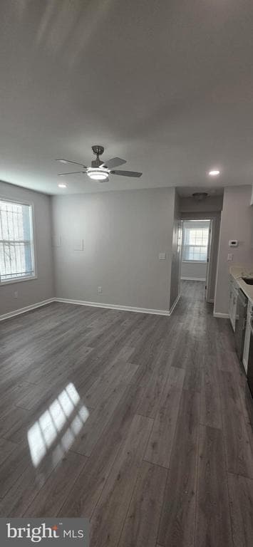 Building Photo - 1400 Staples St NE