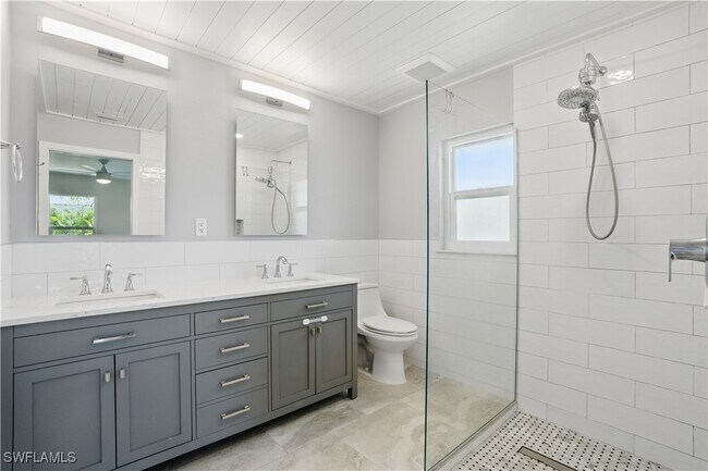 Building Photo - 1311 SW 44th St