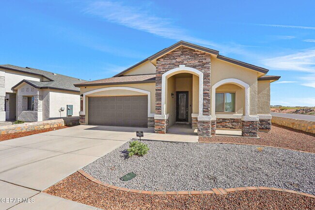 Building Photo - 12616 Zollinger Ave