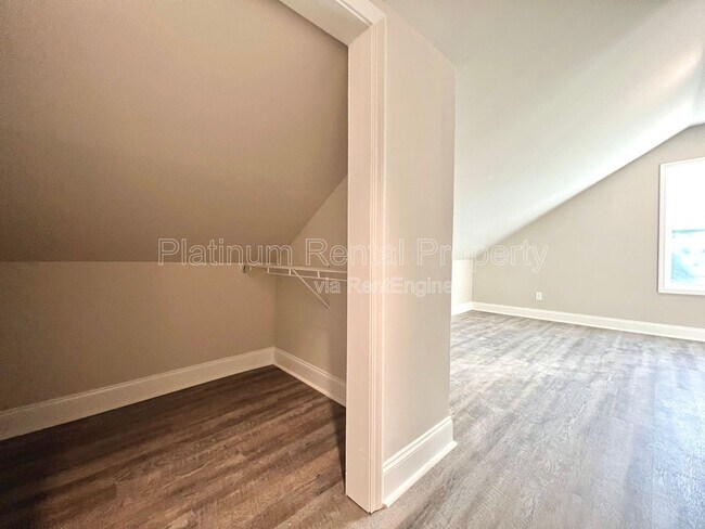 Building Photo - 189 W Jefferson St