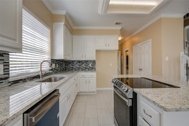 Building Photo - 4006 Forest Birch Ct