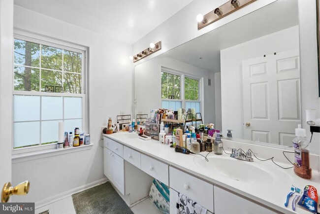 Building Photo - 12796 Fair Briar Ln