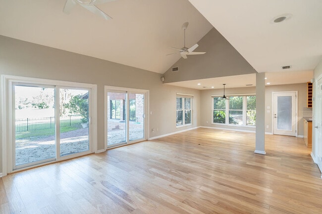 Building Photo - 3903 Dunleer Ct