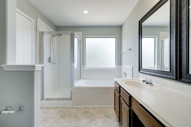 Building Photo - 4906 Siros Isle Ct