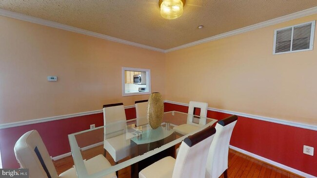 Building Photo - 12021 Calico Woods Dr