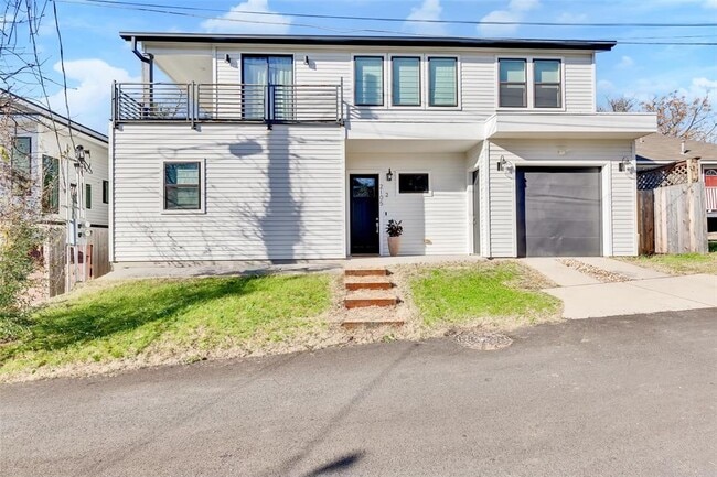 Building Photo - 2105 Pennsylvania Ave