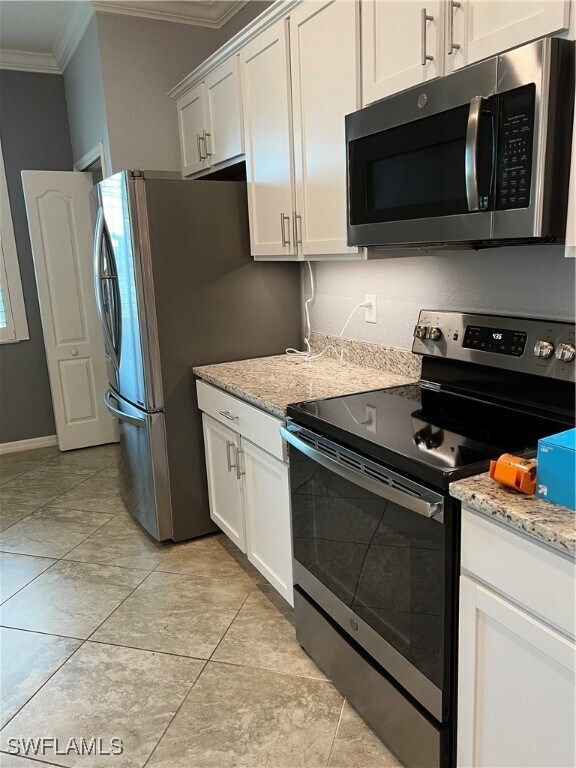 Building Photo - 4163 Bluegrass Dr