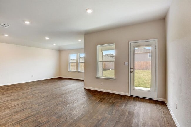 Building Photo - 20717 Akinosho Ln