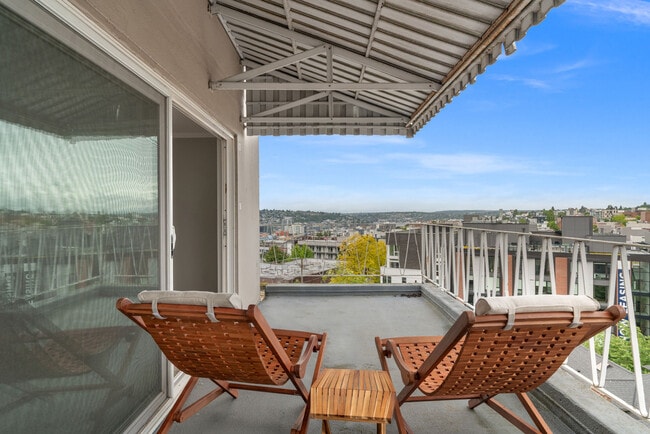 Building Photo - 1200 Boylston Ave